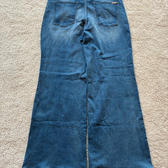 White House Black Market High Rise Blue Jeans - Picture 9 of 15